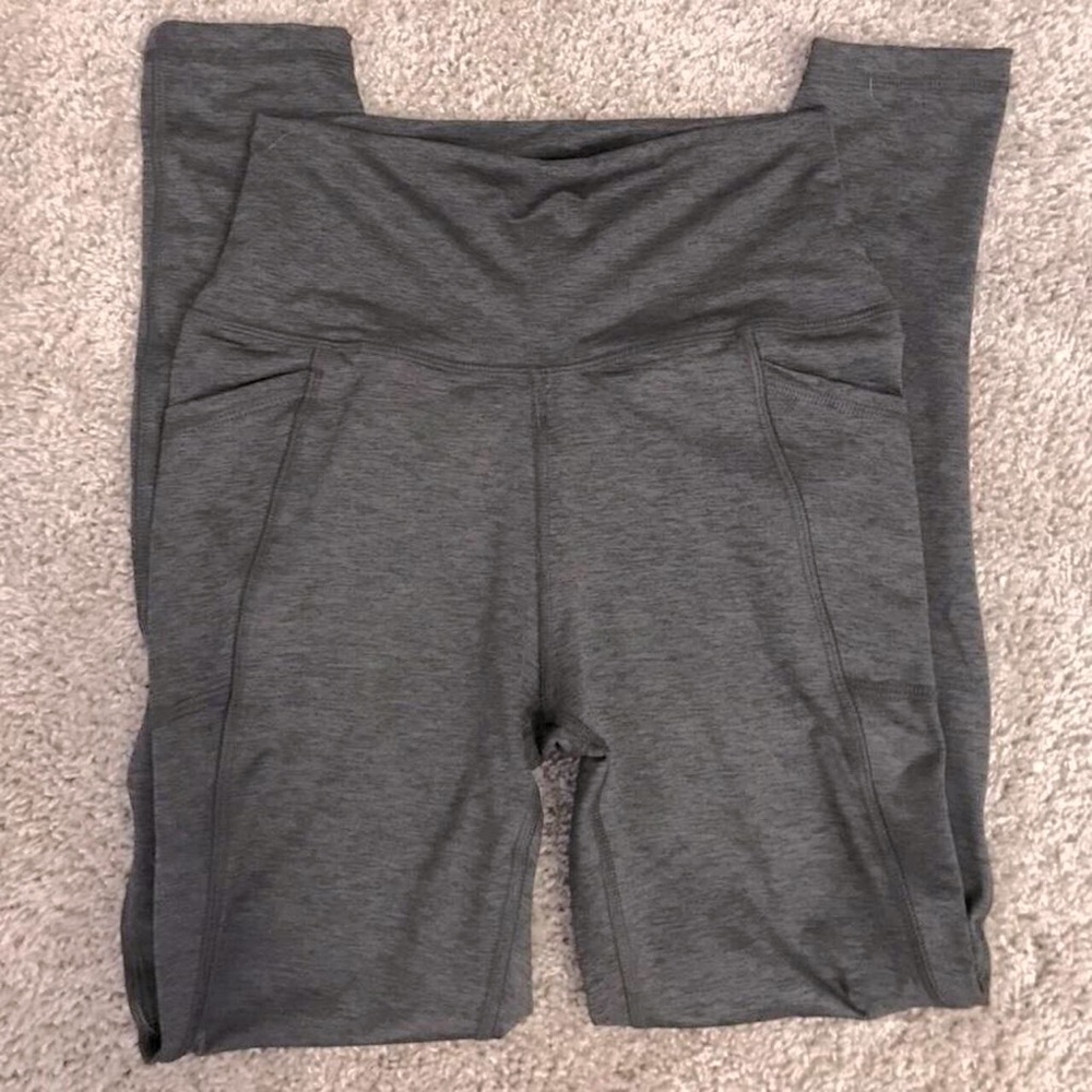 grey leggings